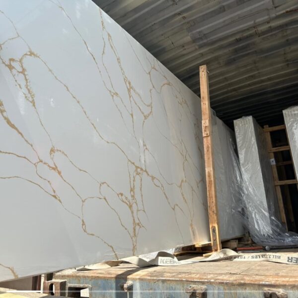 Cuarzo Calacatta Gold Plus - Image 2