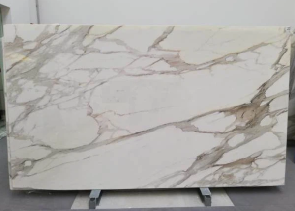 Cuarzo Carrara Gold - Image 3