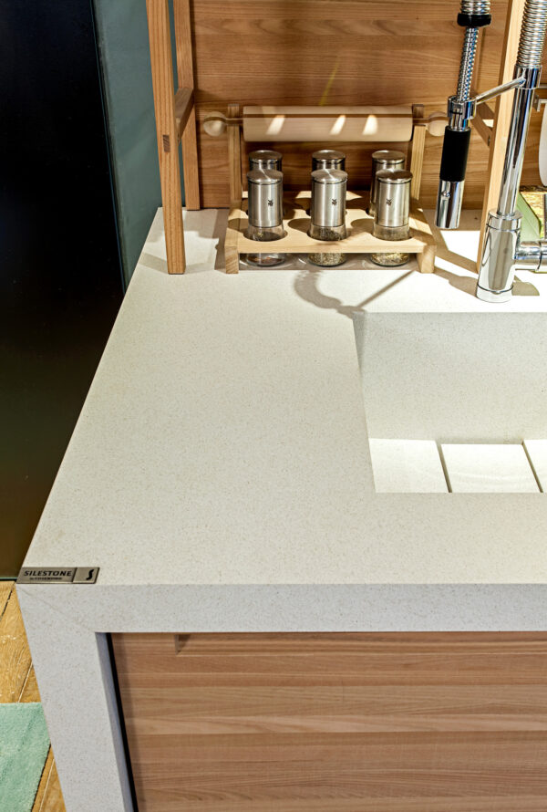 Cuarzo Blanco Maple - Image 2