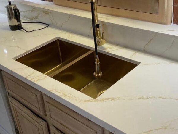 Cuarzo Calacatta Gold