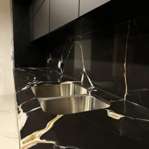 Cuarzo Calacatta Marquina Gold