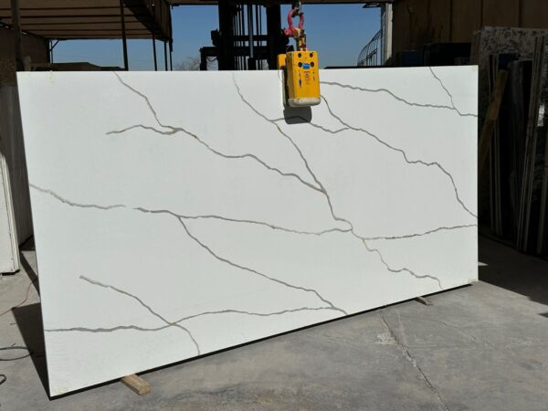 Cuarzo Calacatta Nile Gold